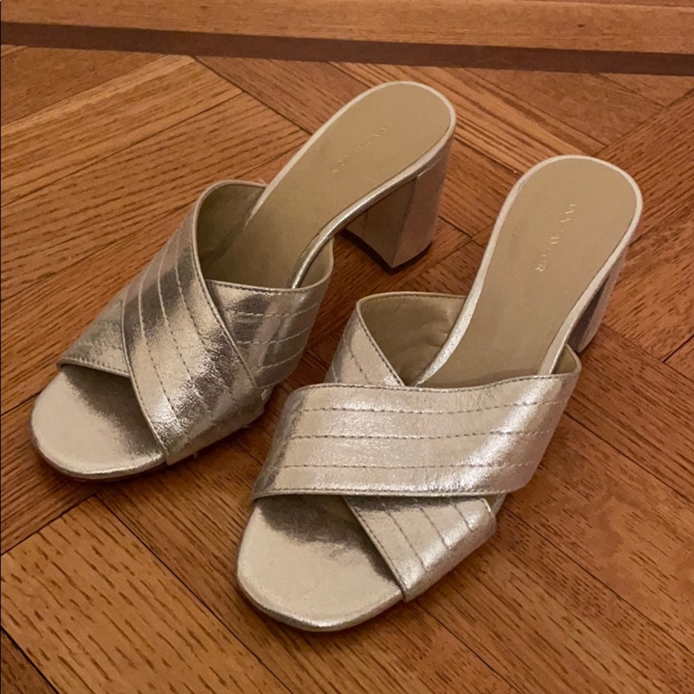 Ann Taylor silver cross cross kitten heel
